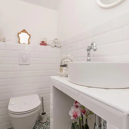 Feriehus Awesome In With Kitchen