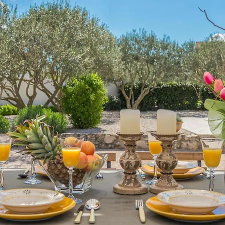 Vikendica Awesome In With Kitchen